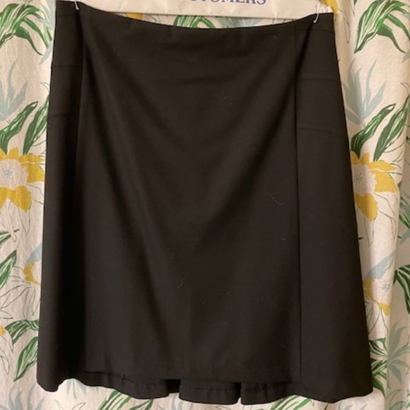 The Limited Black 22" skirt - Picture 6 of 9